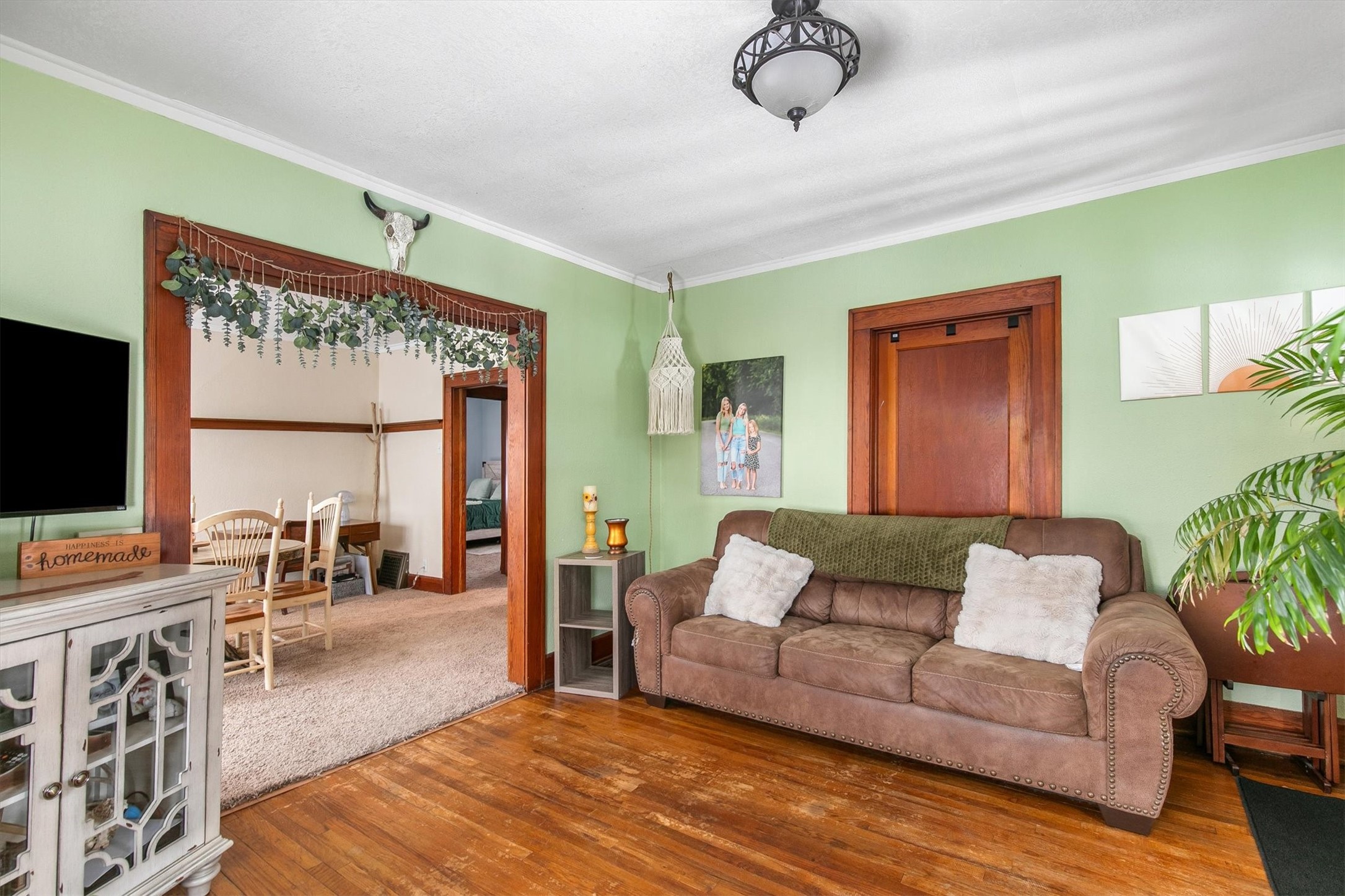 3816 3rd Street