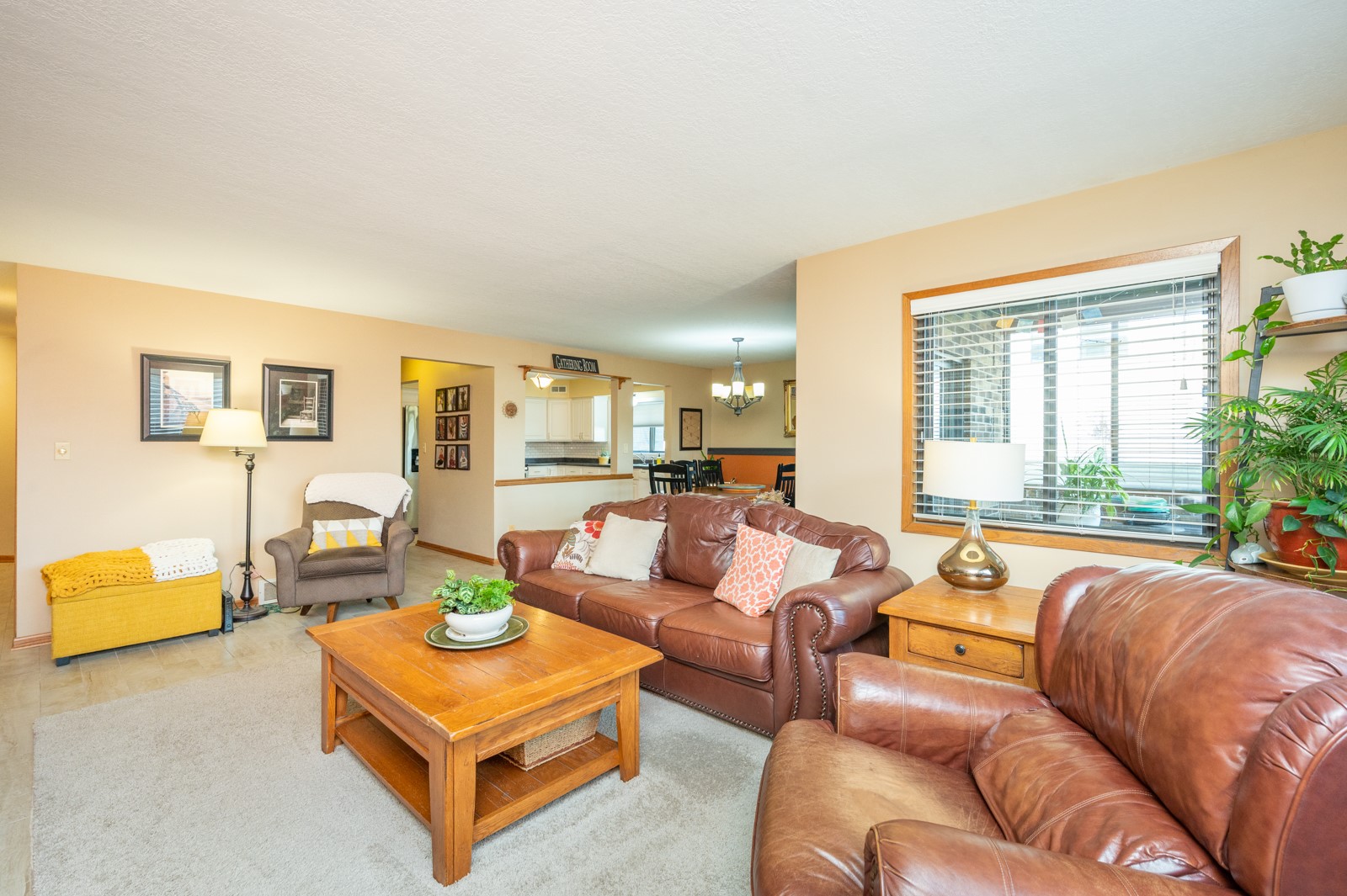 3667 Grand Avenue 2