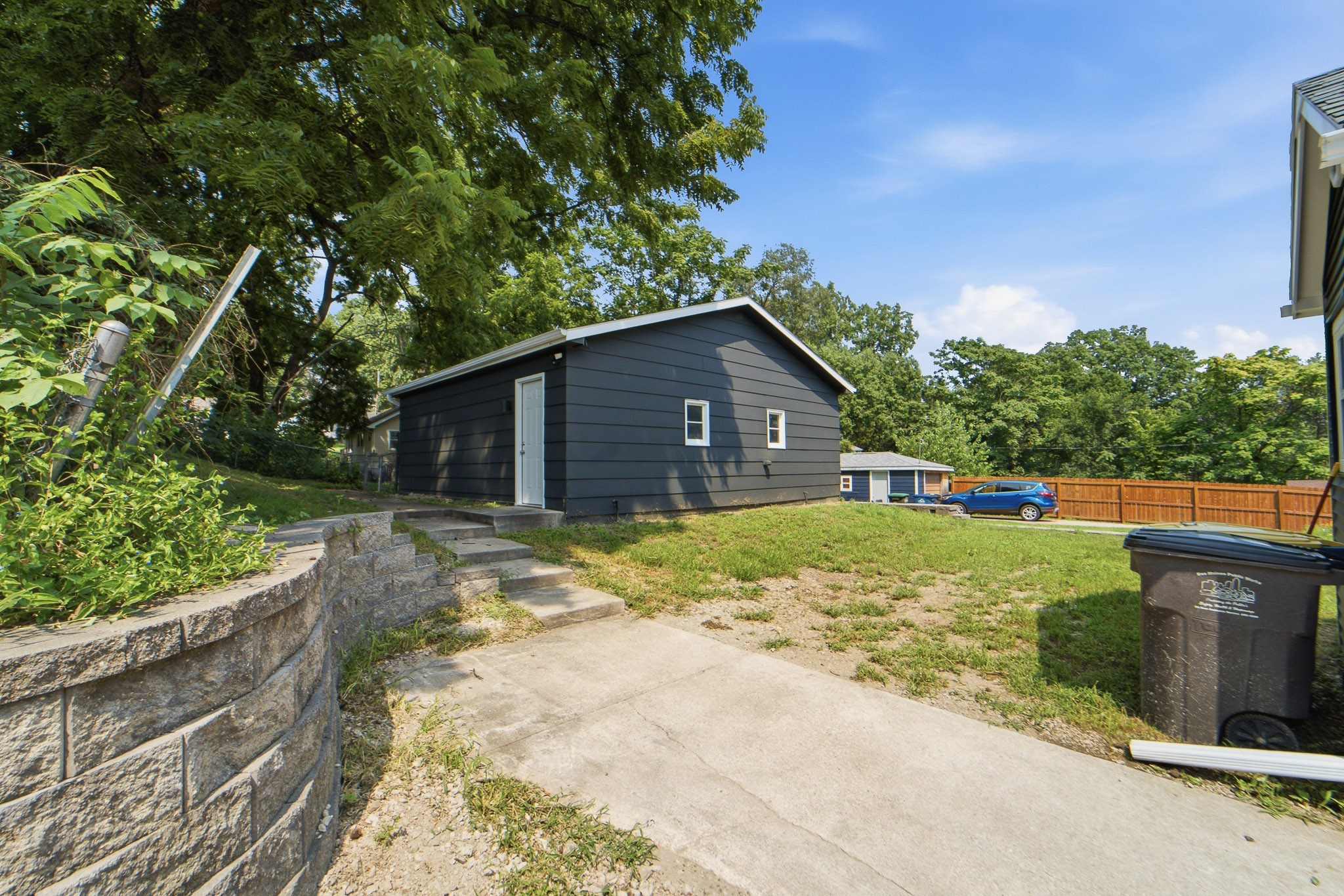 507 Davis Avenue
