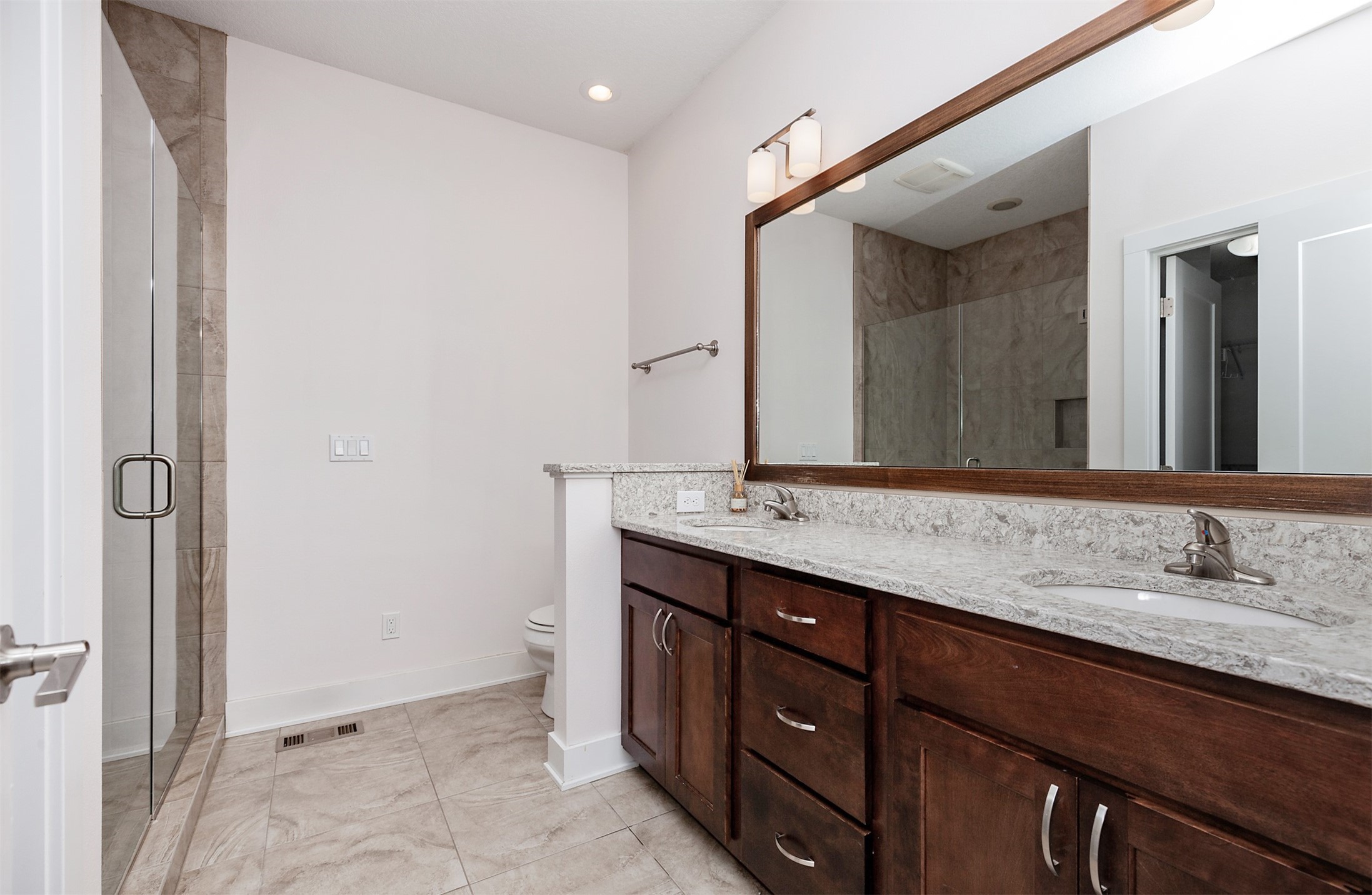 9518 Rushbrook Drive
