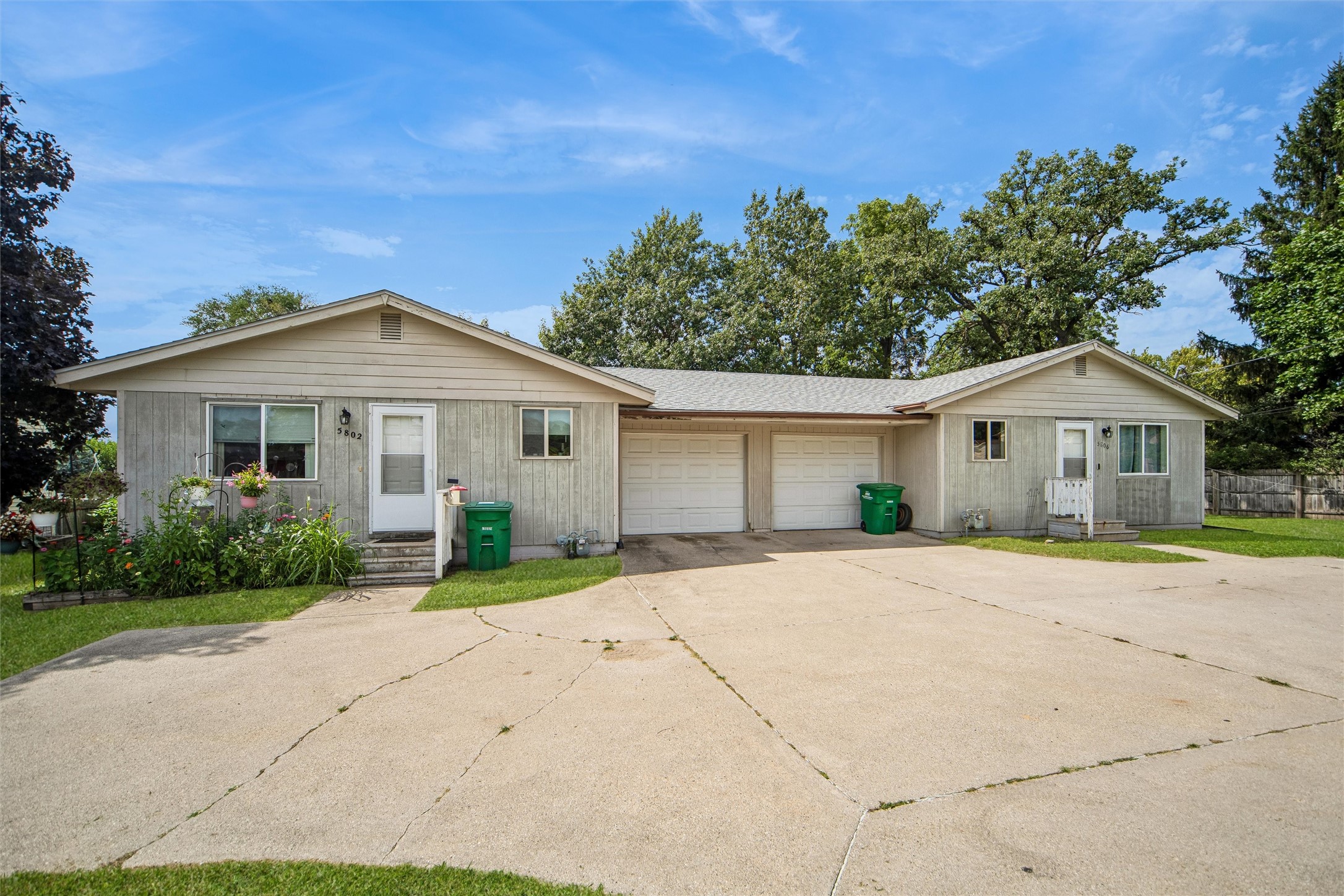 5802 & 5806 NE 3rd Street
