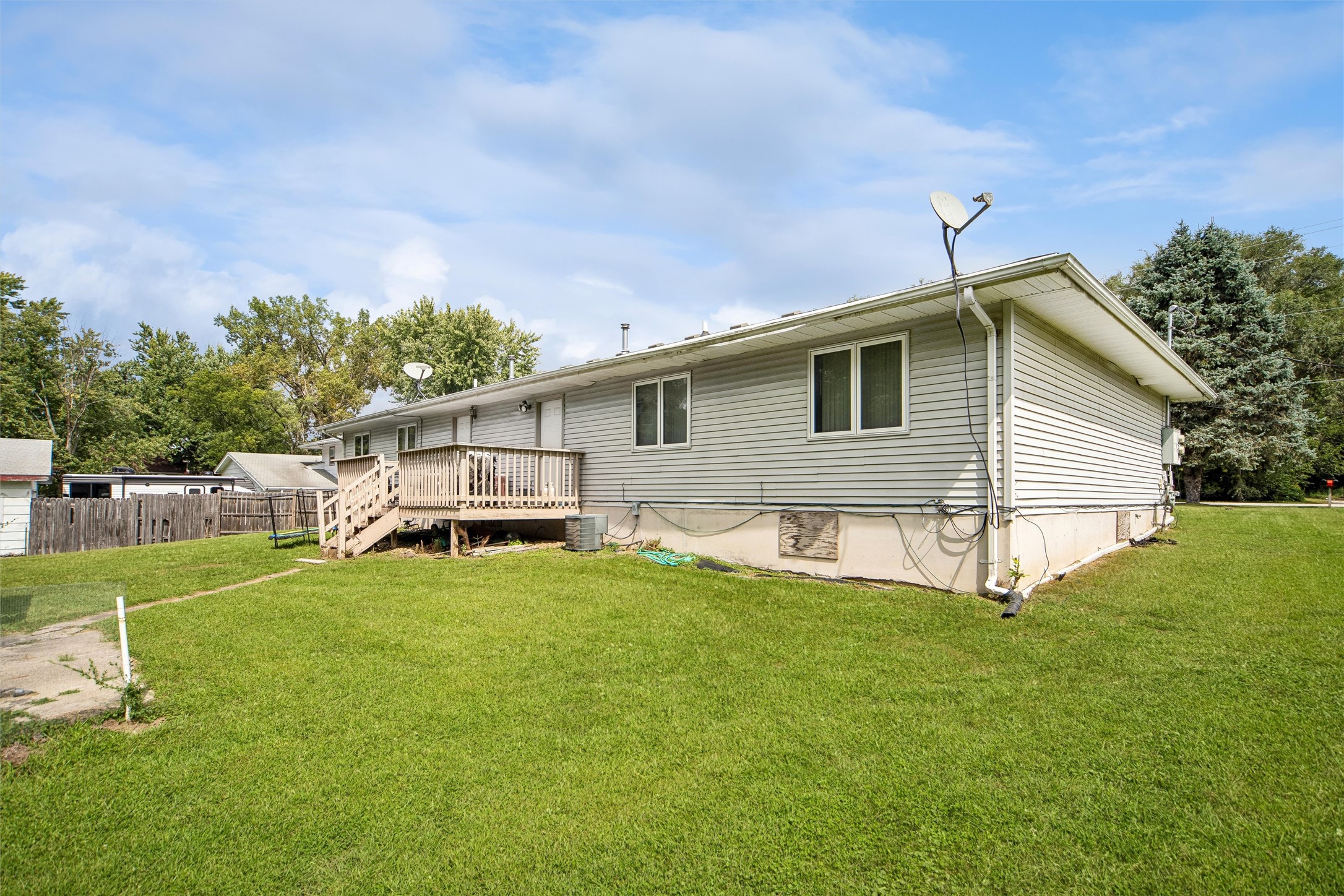 5636 & 5638 NE 3rd Street