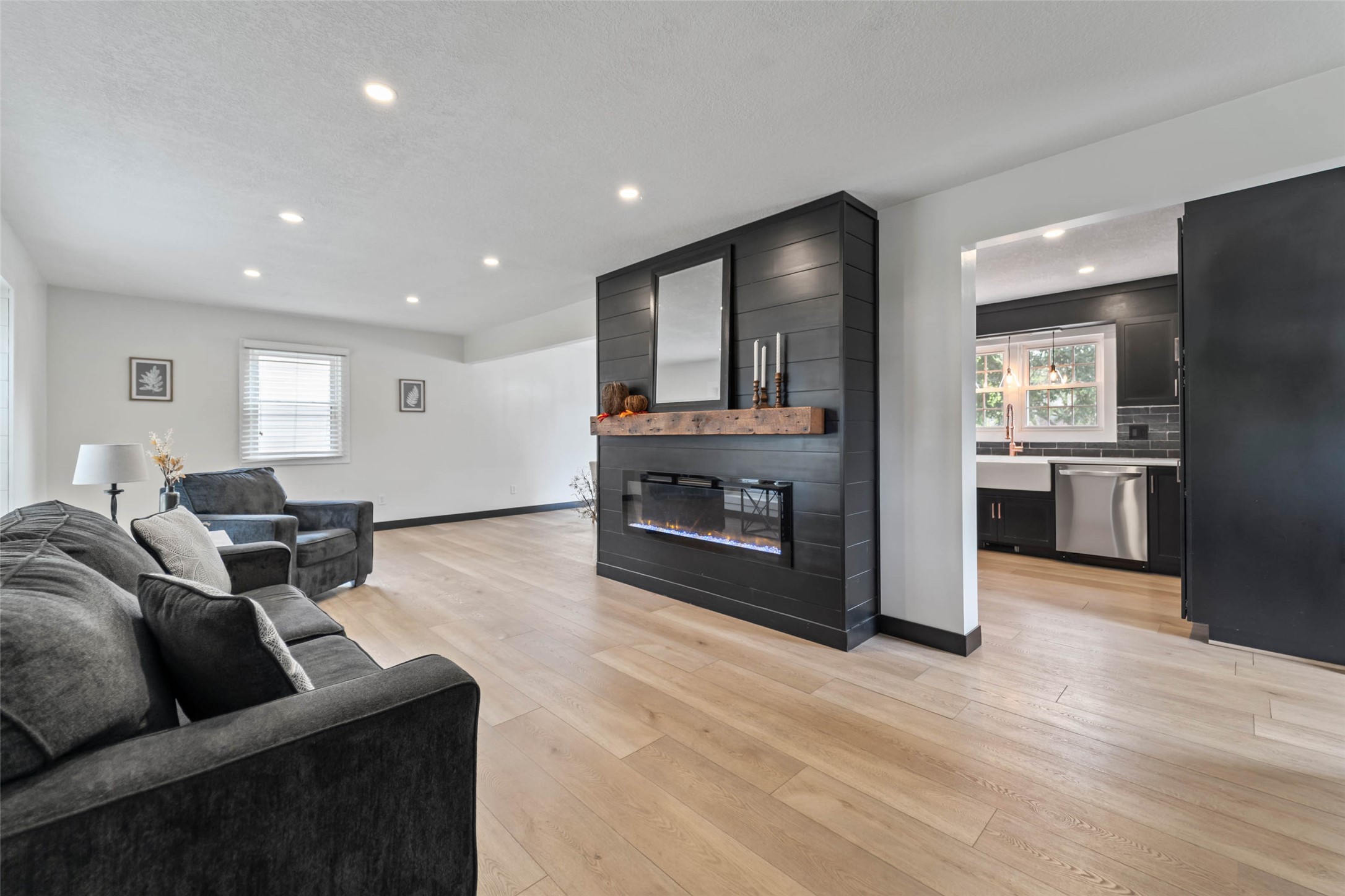 527 Village Court