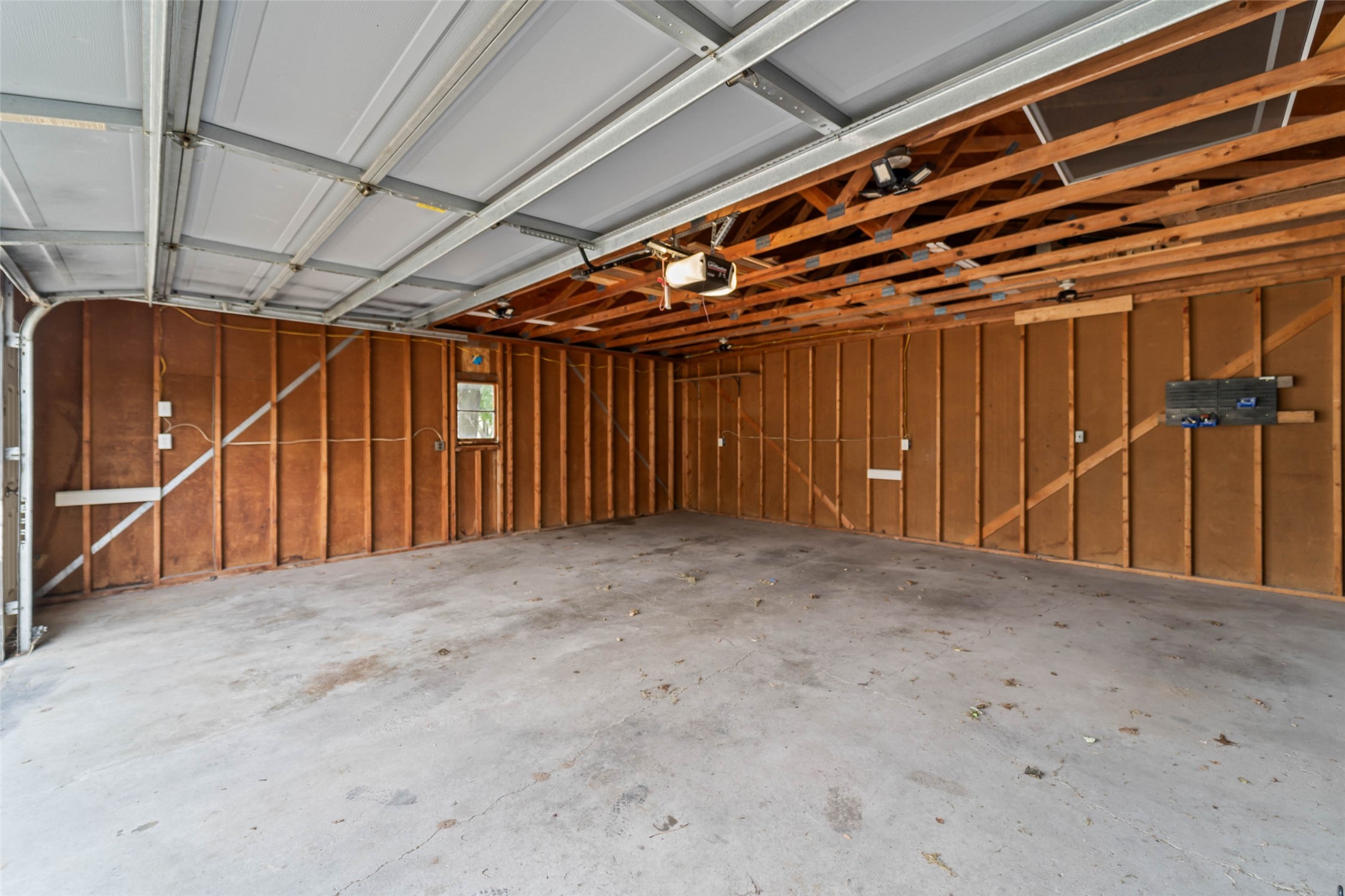 527 Village Court