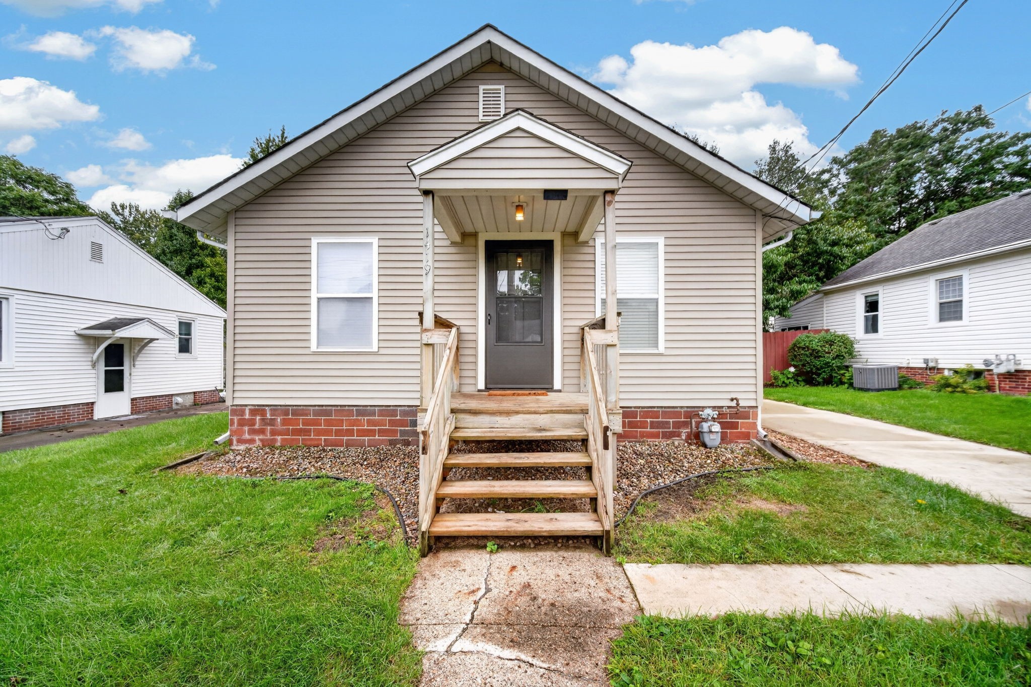 1419 E Tiffin Avenue