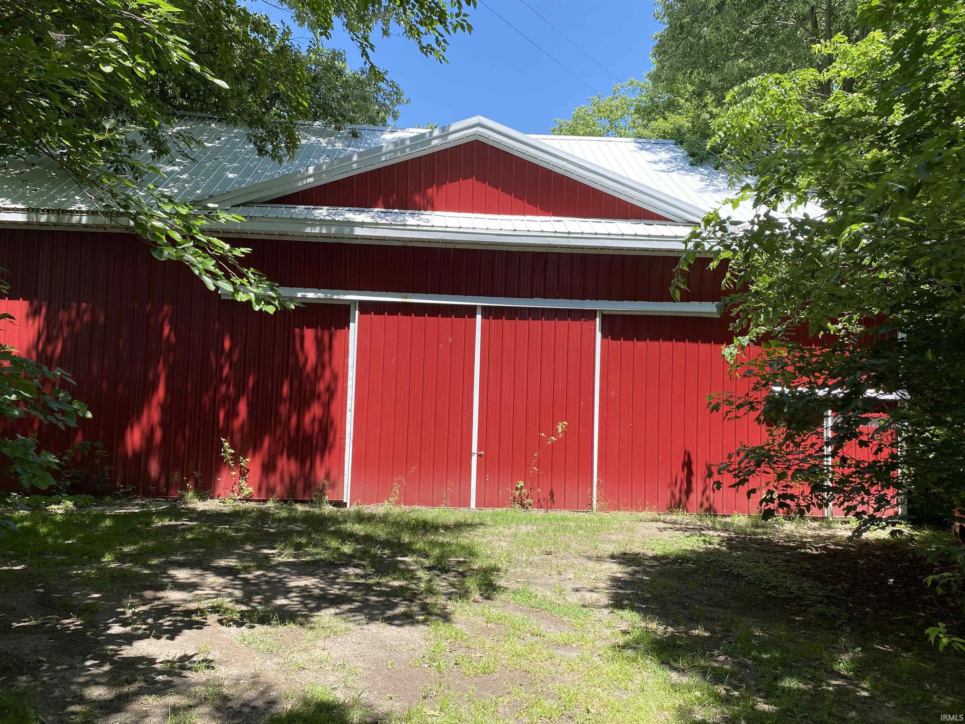 1765 W US 20