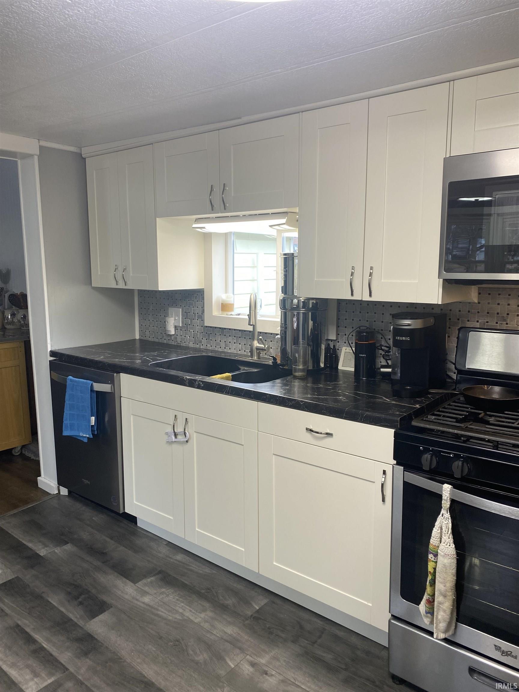 311 E Spring