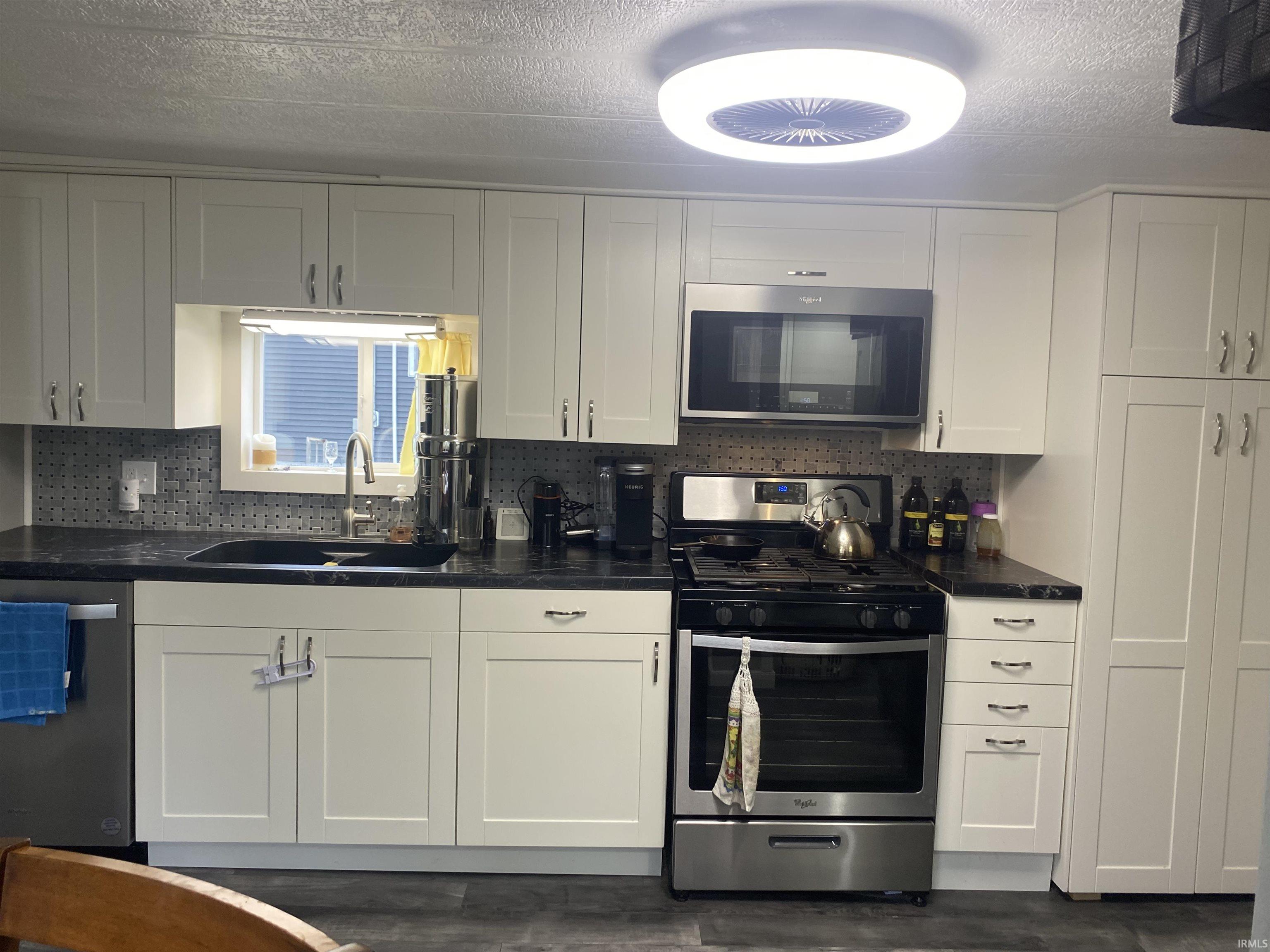 311 E Spring