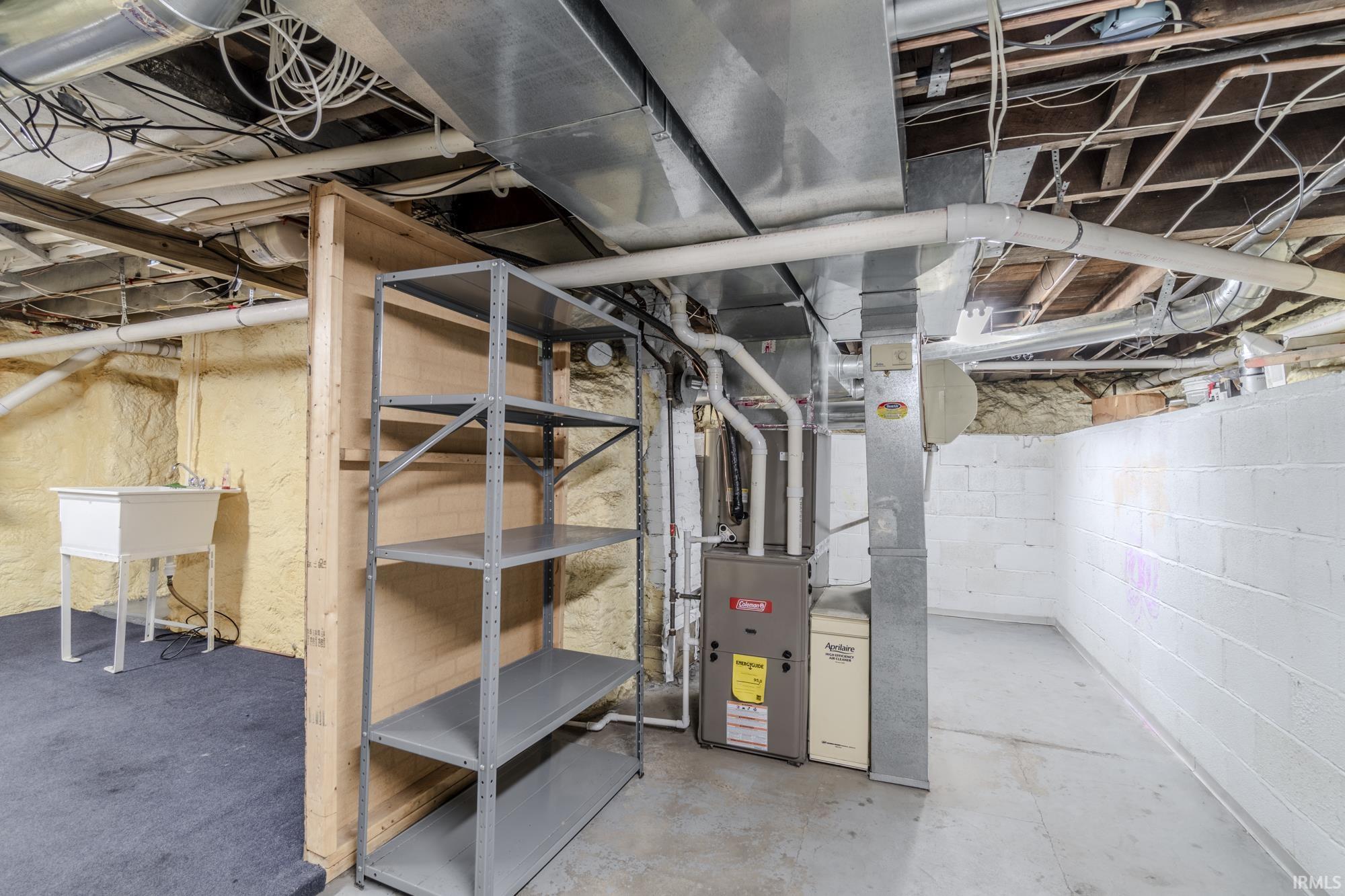 104 N Mountain