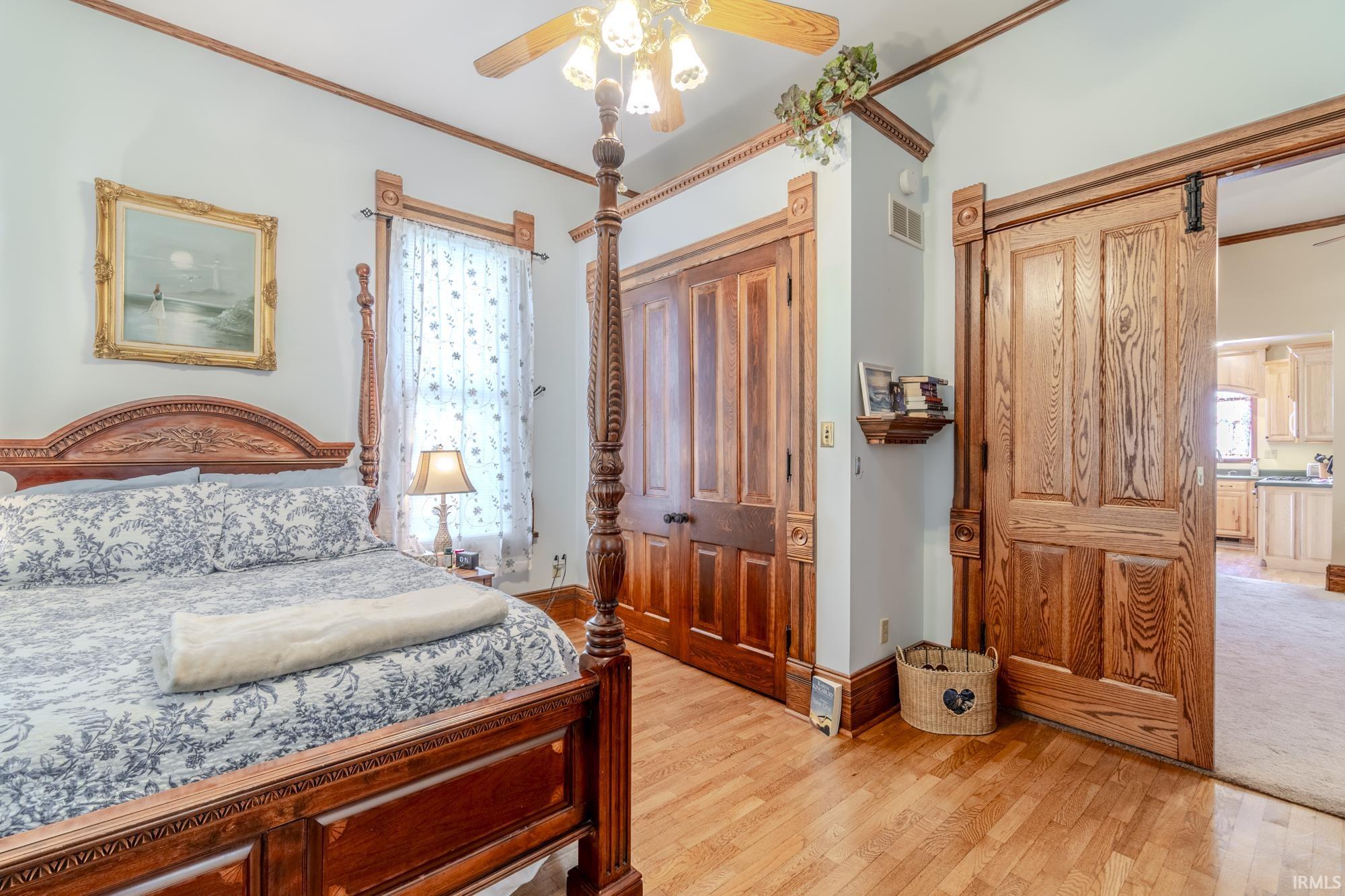 104 N Mountain