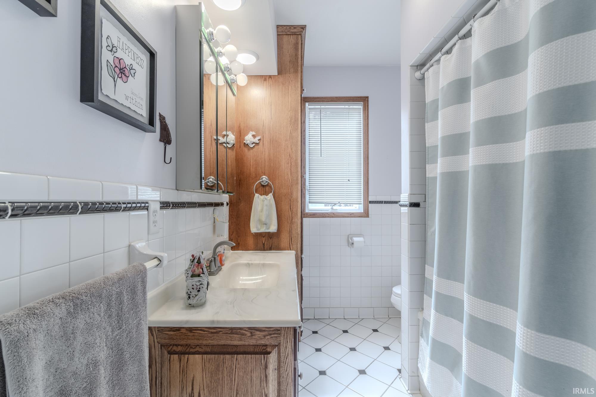 104 N Mountain