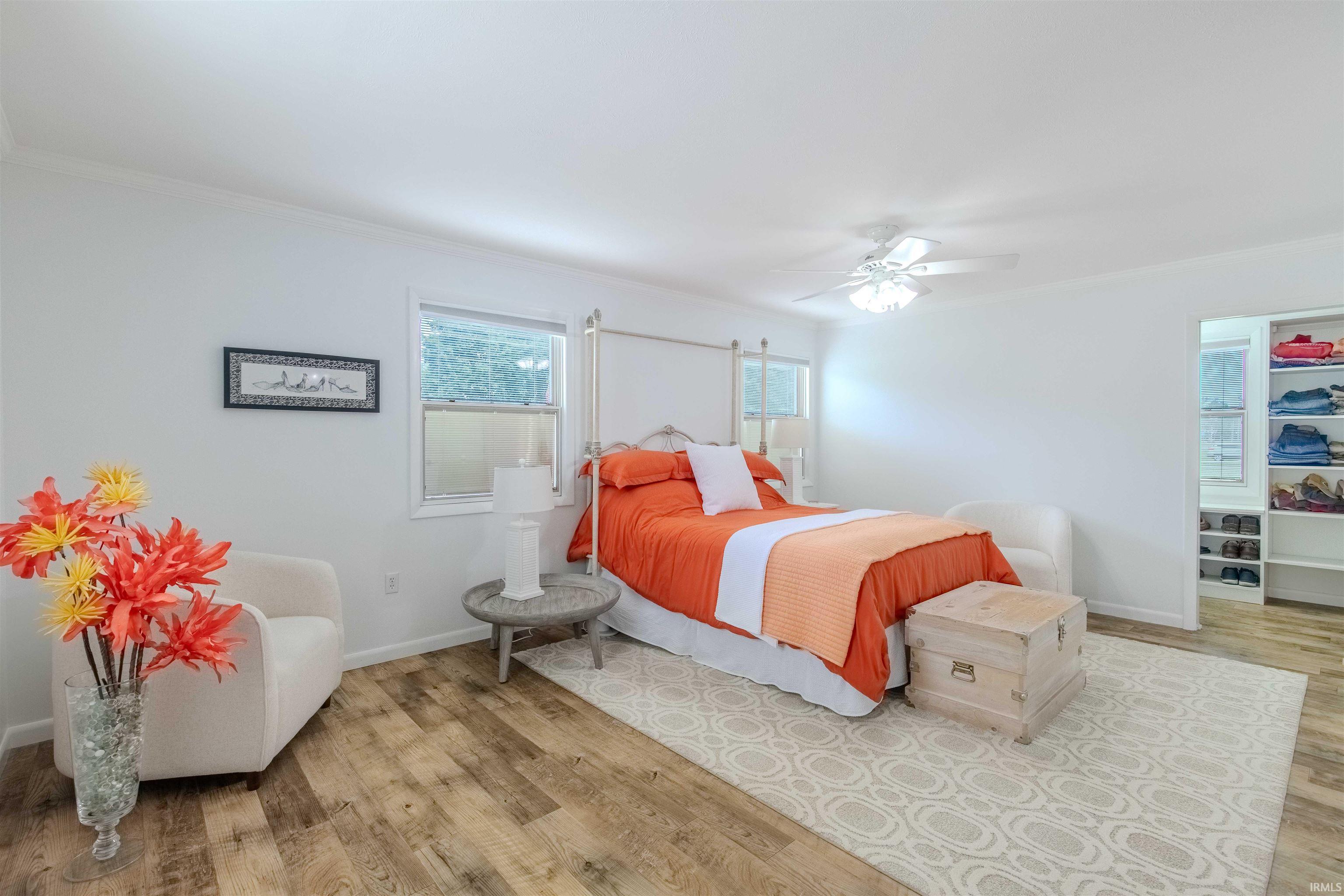 906 N Townline Rd