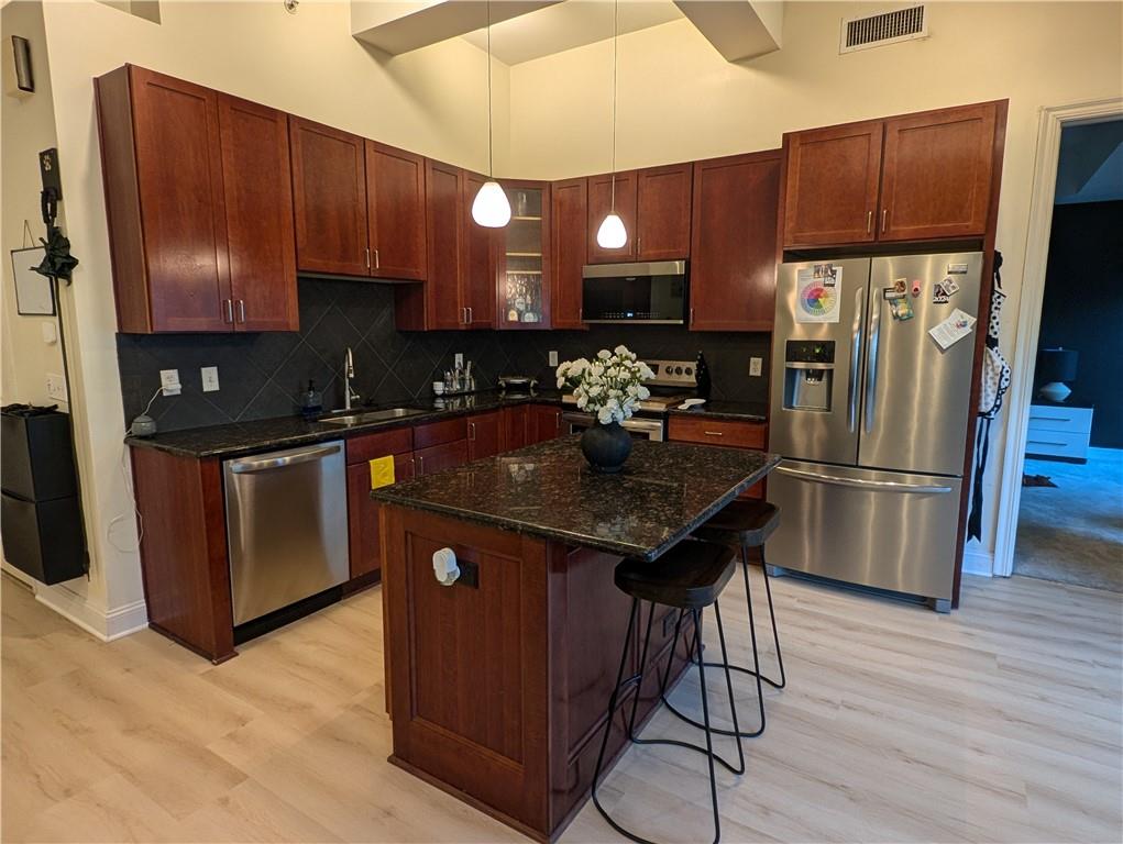 1101 Walnut Street Unit: 508