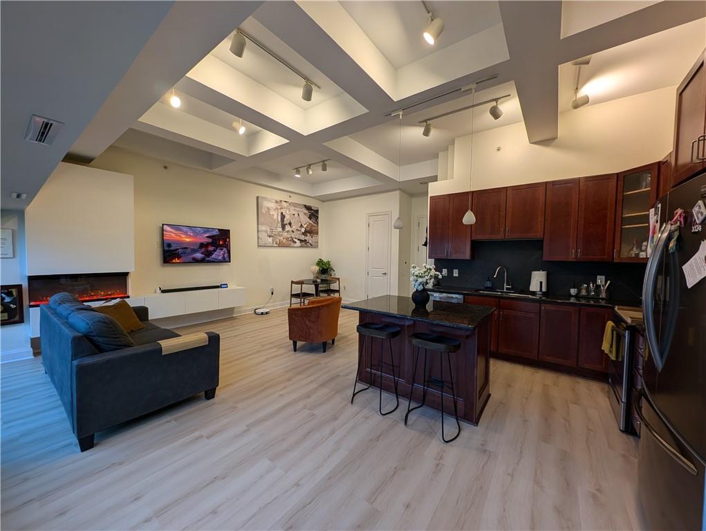 1101 Walnut Street Unit: 508