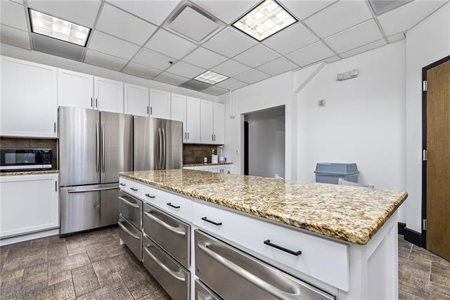 1101 Walnut Street Unit: 508
