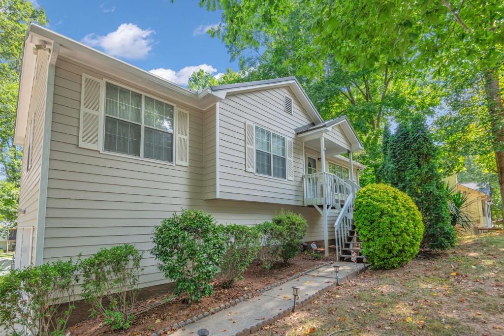 411 Bakers Bridge Circle