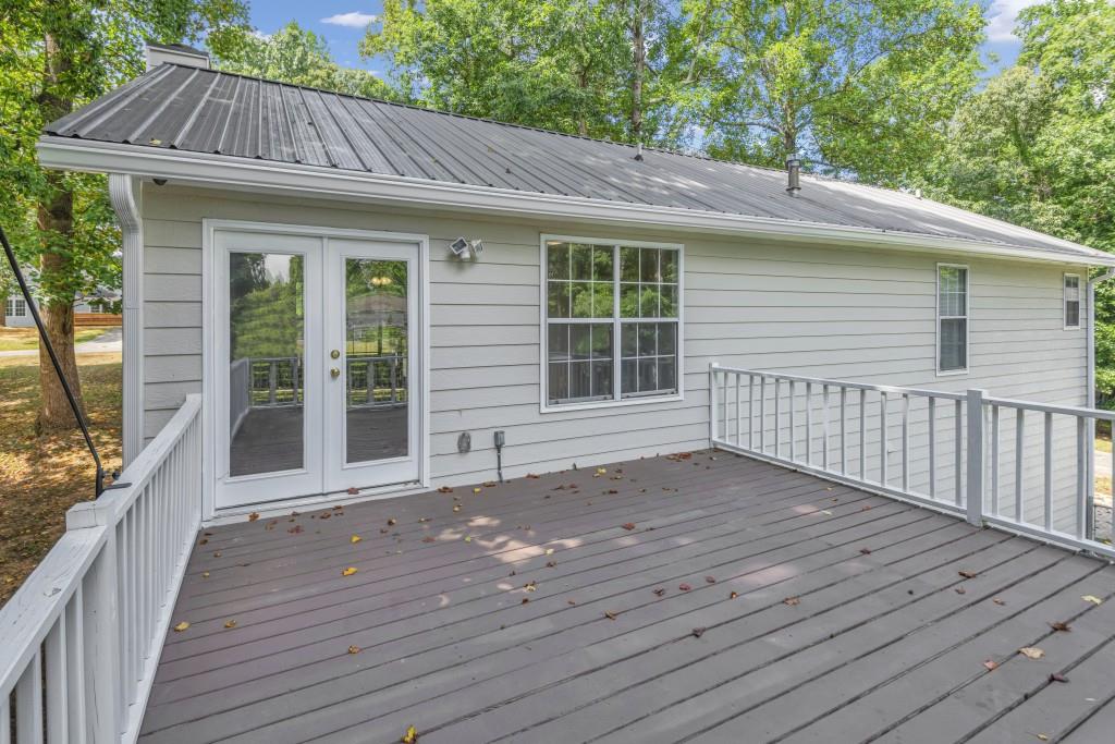 411 Bakers Bridge Circle