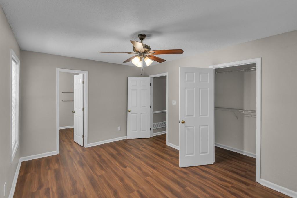 411 Bakers Bridge Circle