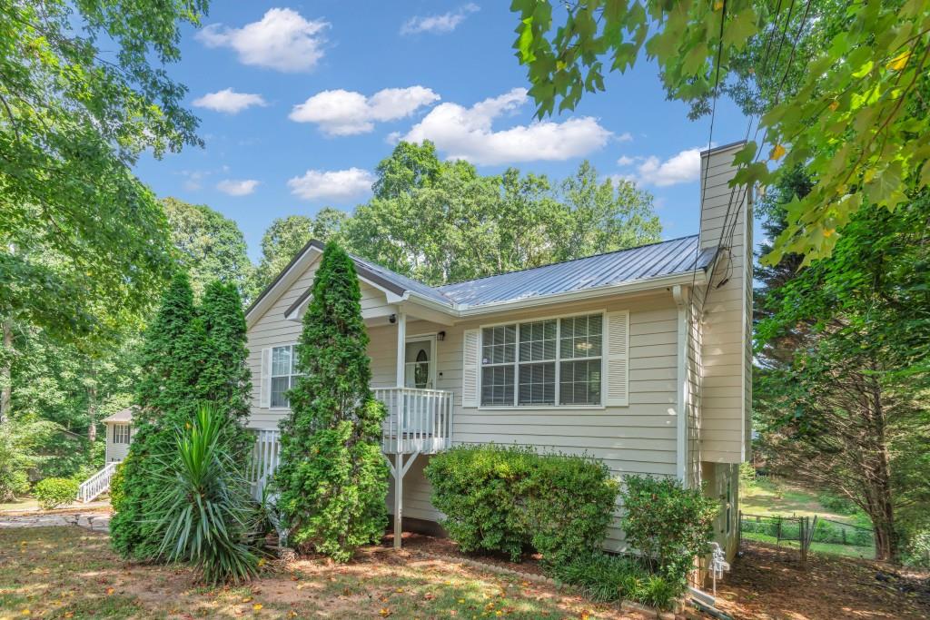 411 Bakers Bridge Circle