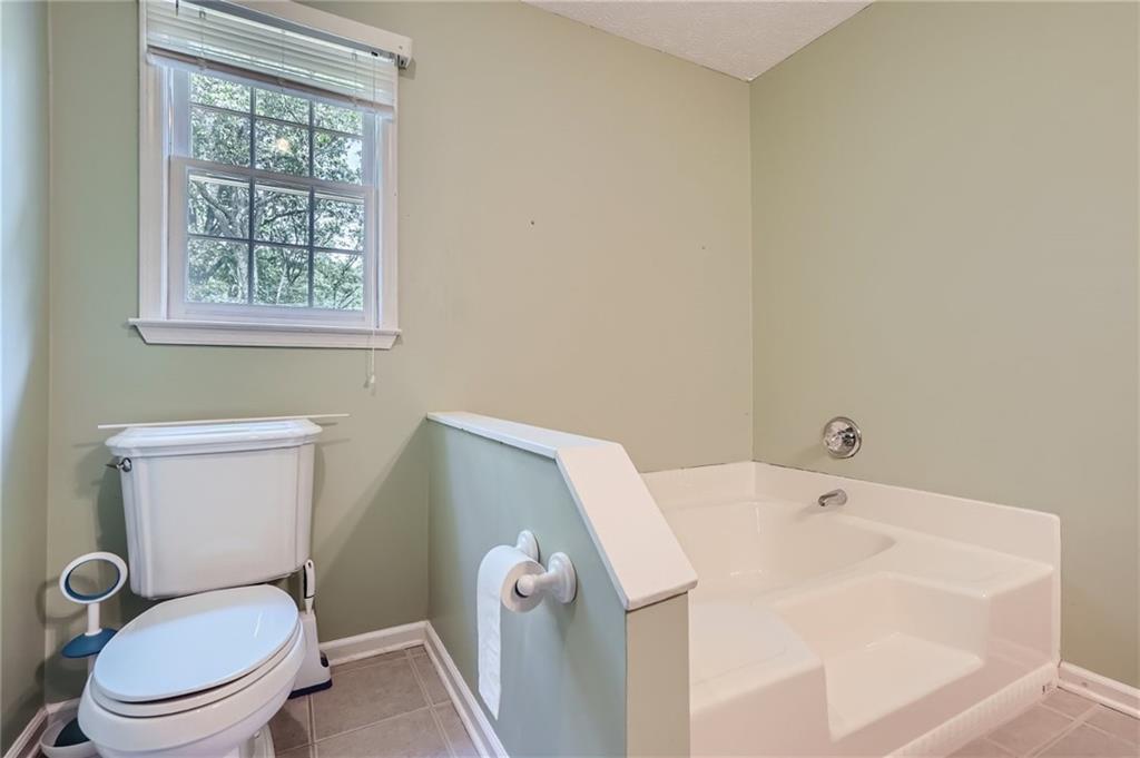 1811 Shoreline Trace