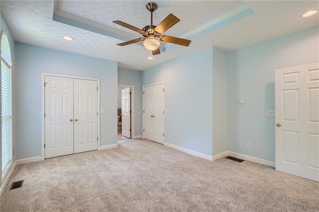 1811 Shoreline Trace