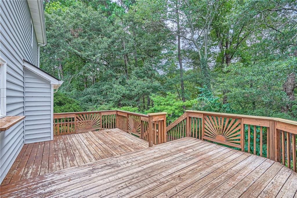 1811 Shoreline Trace