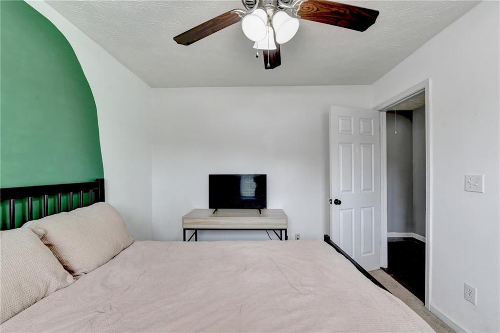 7090 Greenridge Drive