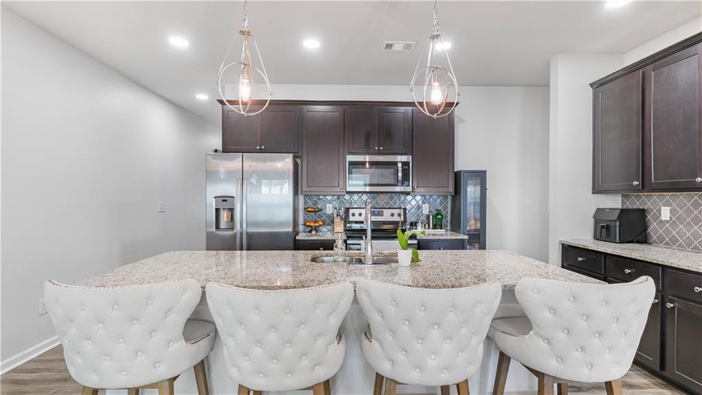 553 Monticello Boulevard SE Unit 307