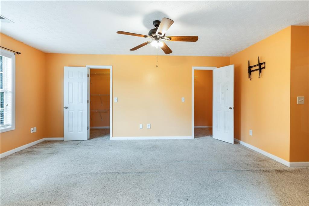 1537 Ravens Run