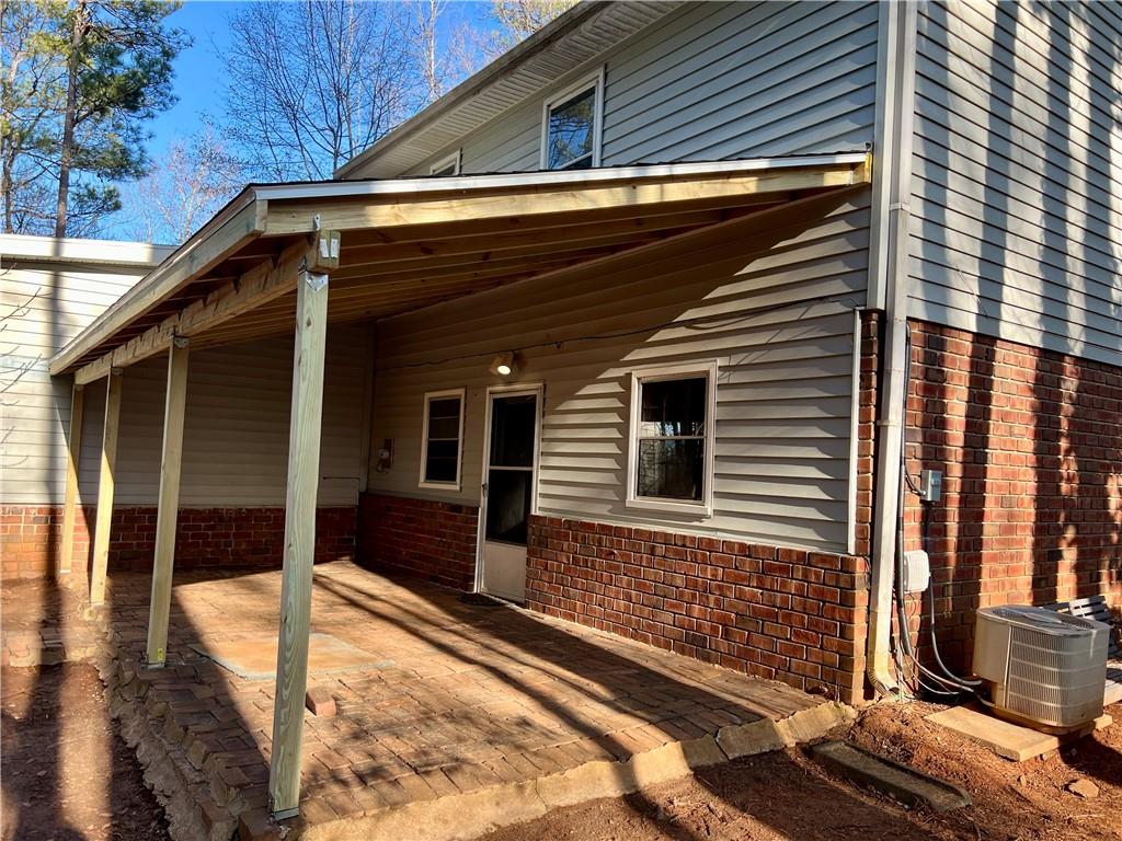 582 Rebecca Street