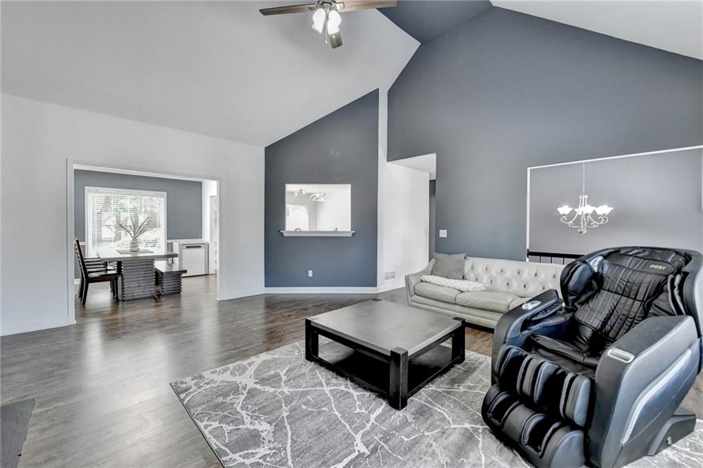 1464 Justin Drive