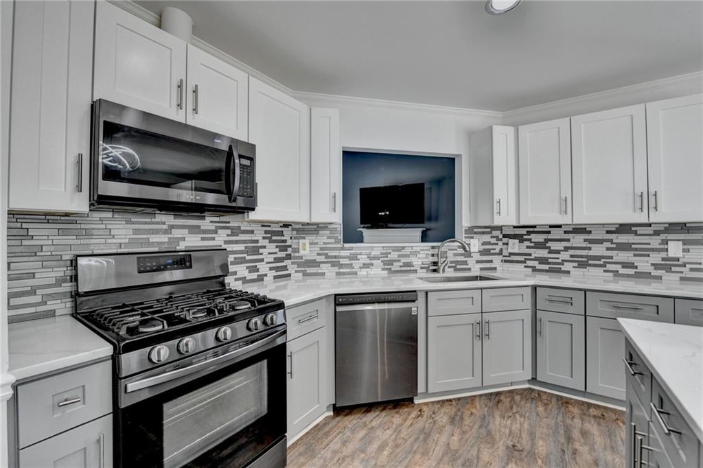 1464 Justin Drive