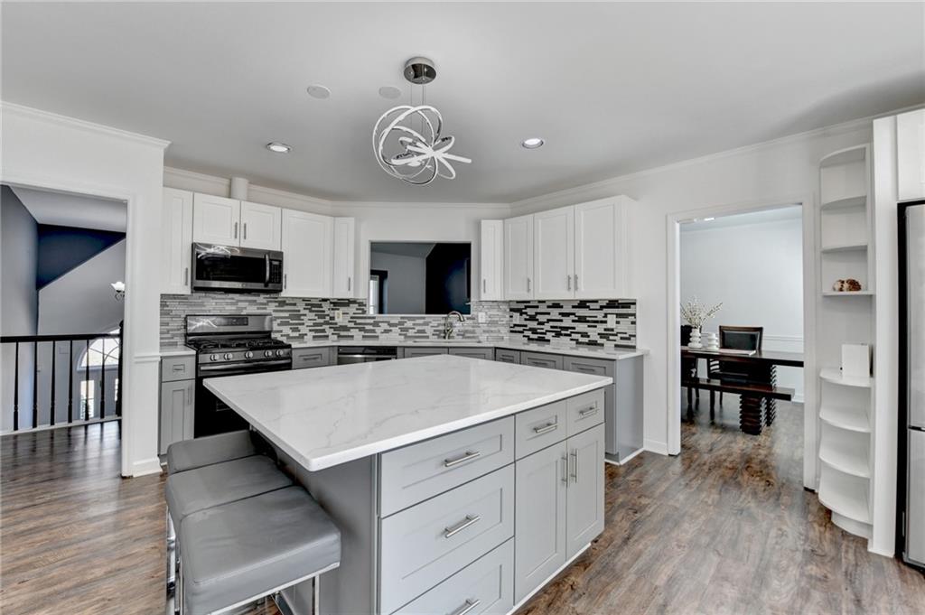 1464 Justin Drive