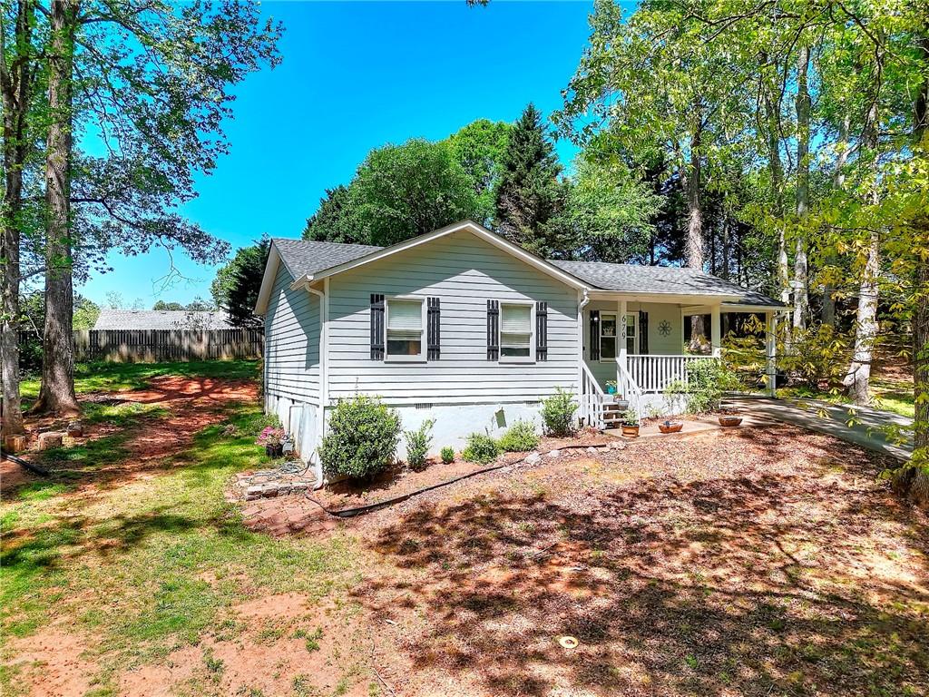 679 Suwanee Court