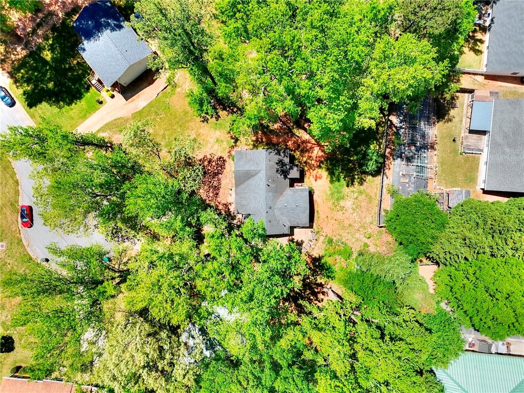 679 Suwanee Court