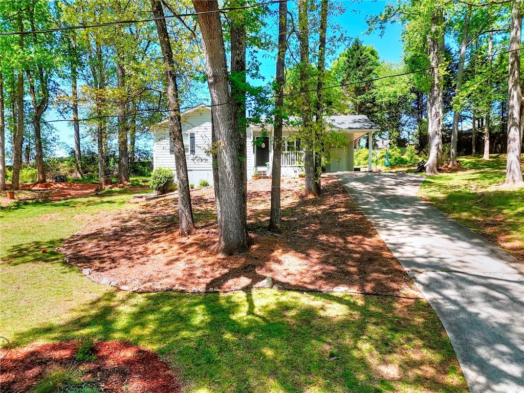 679 Suwanee Court