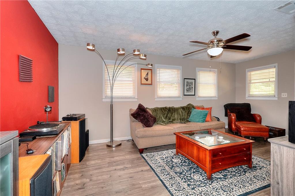 679 Suwanee Court