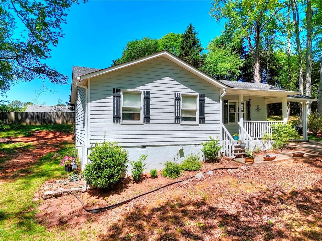679 Suwanee Court