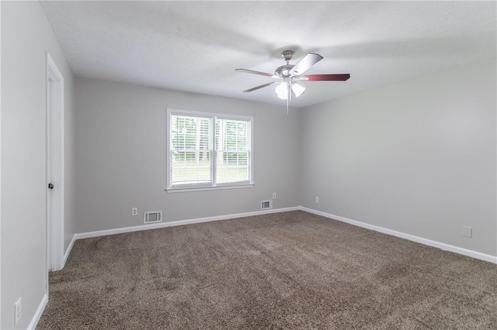 803 Cedar Lake Drive SE