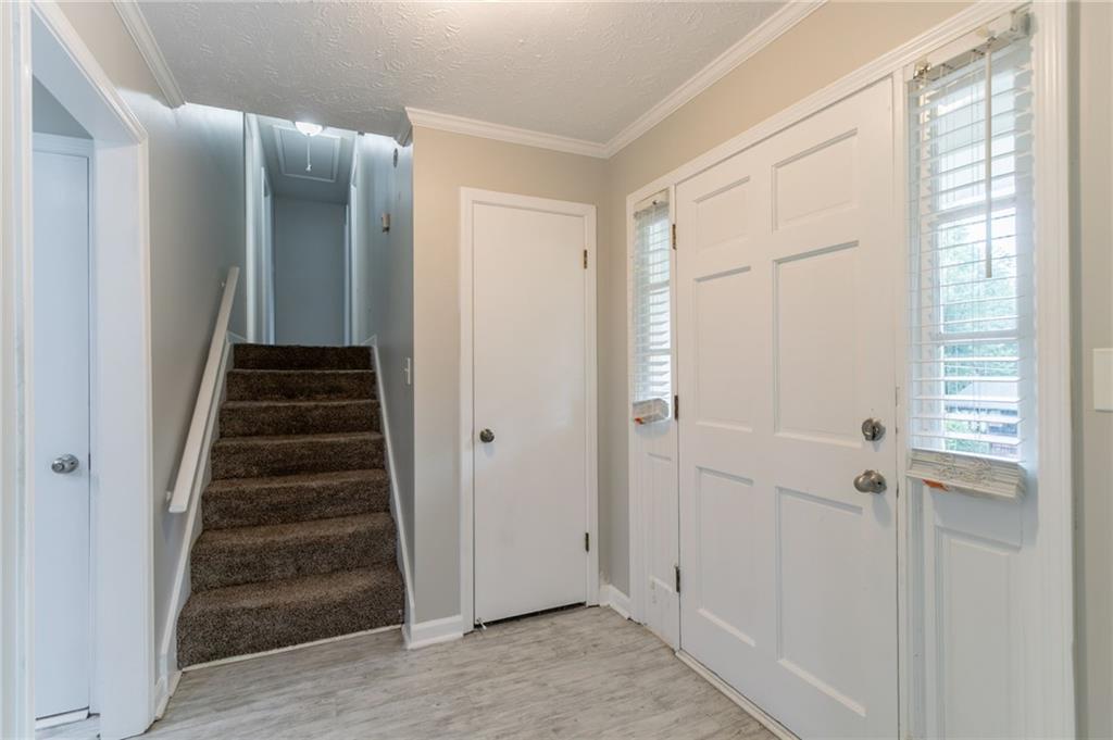 803 Cedar Lake Drive SE