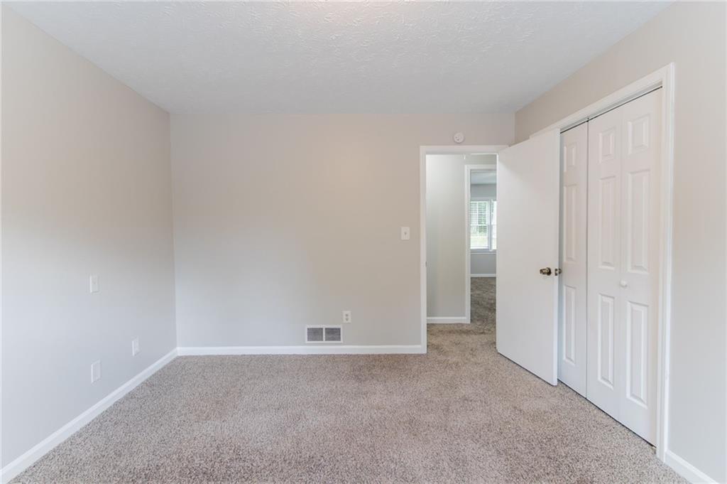 803 Cedar Lake Drive SE
