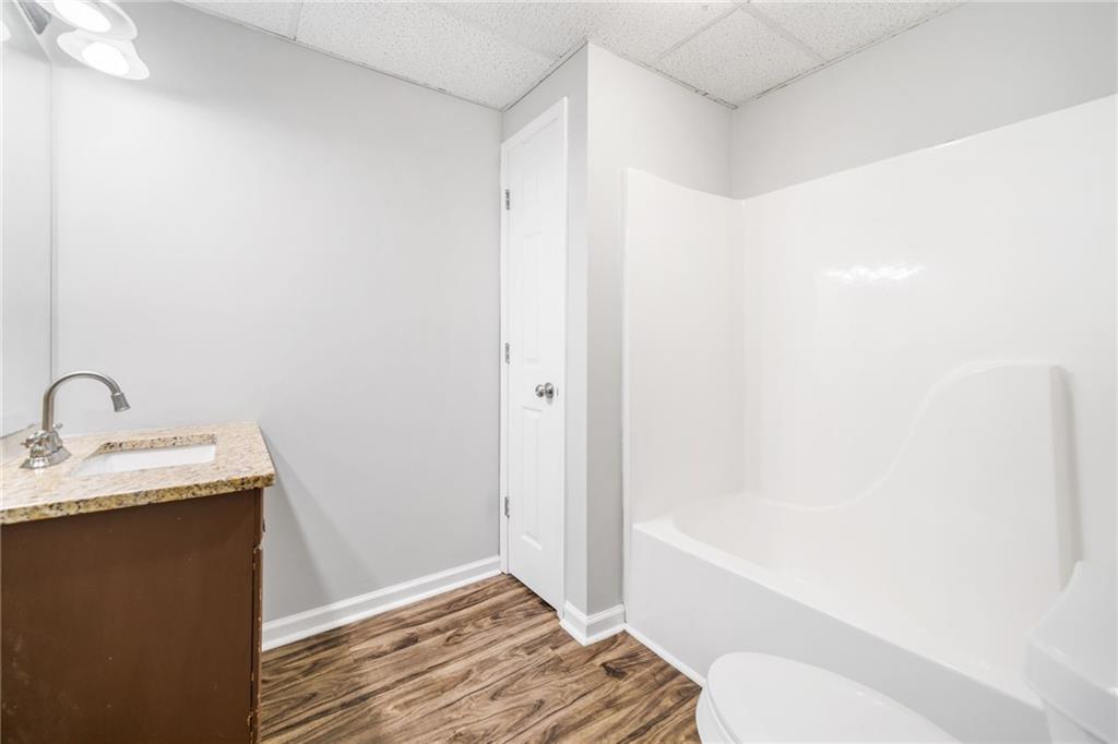 23 Meadowbridge Drive SW