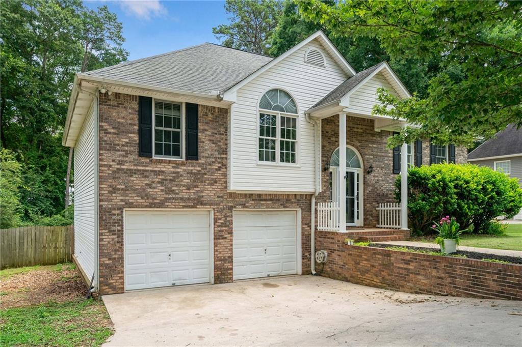 23 Meadowbridge Drive SW
