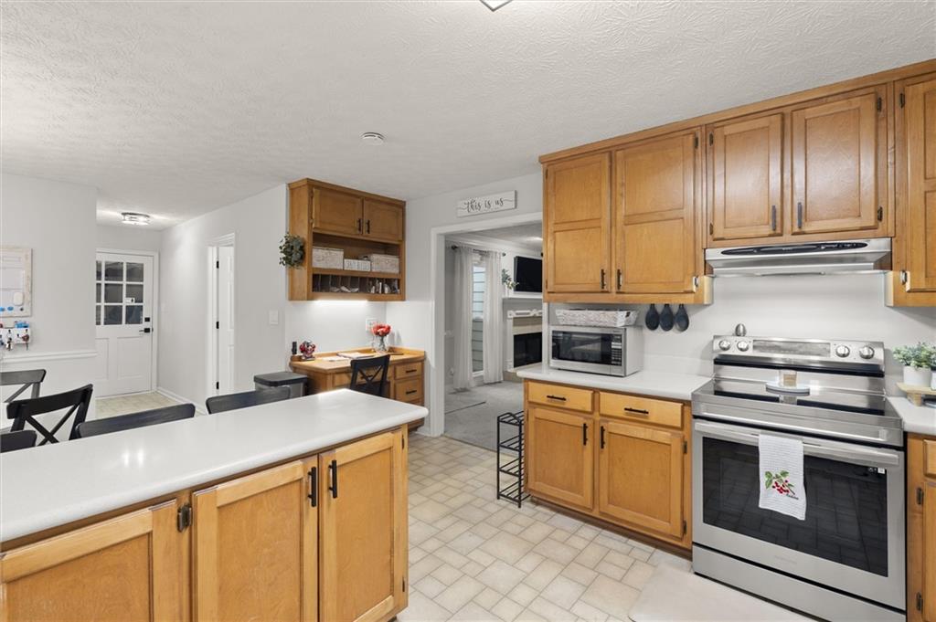 3142 Garmon Oak Court
