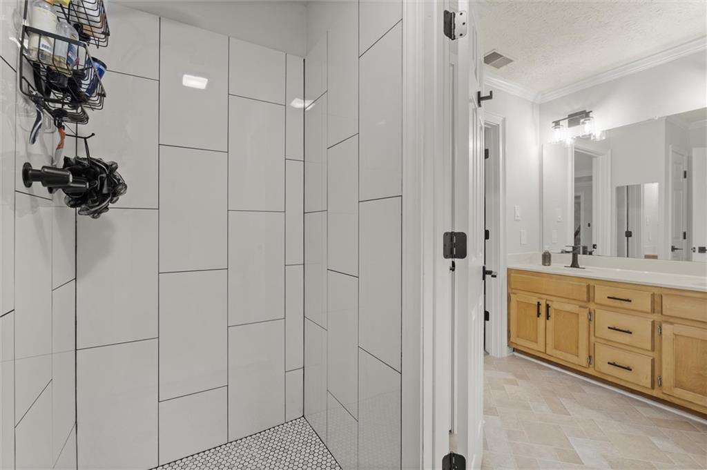 3142 Garmon Oak Court