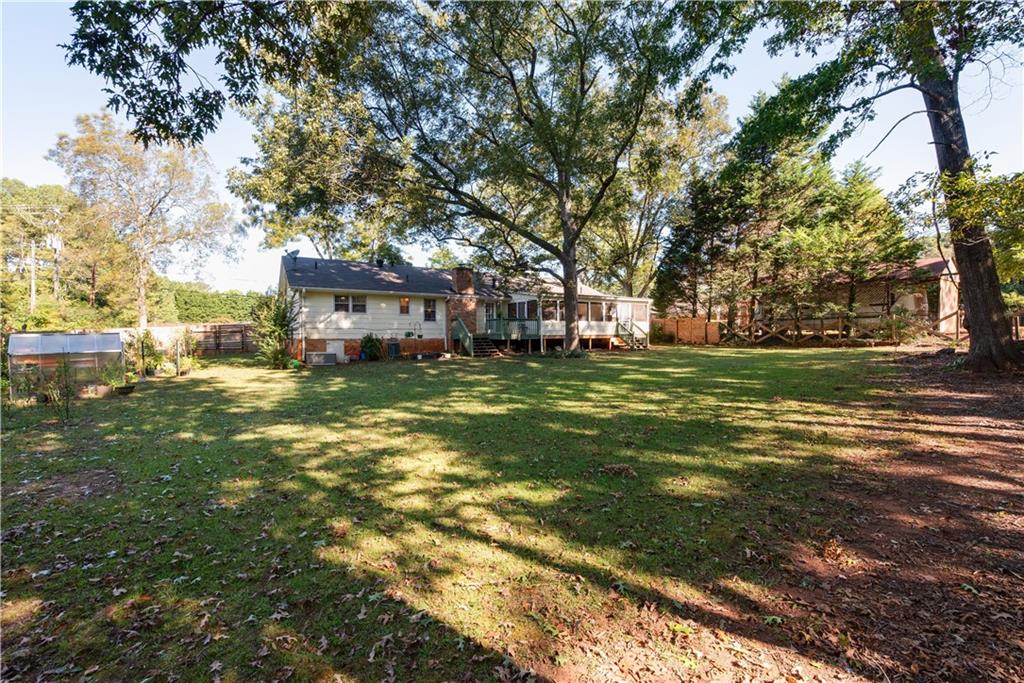 2598 Mountain View Road
