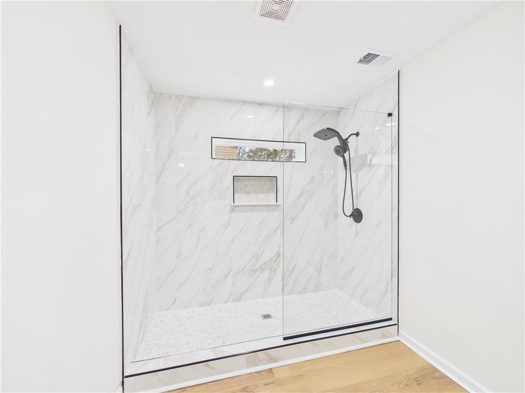 1400 Fieldgreen Overlook