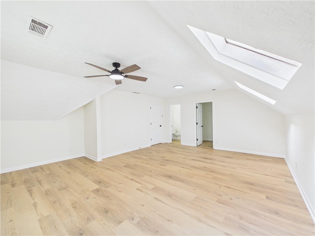 1400 Fieldgreen Overlook
