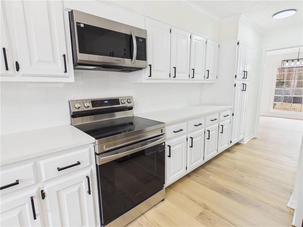 1400 Fieldgreen Overlook