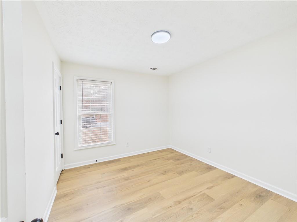 1400 Fieldgreen Overlook